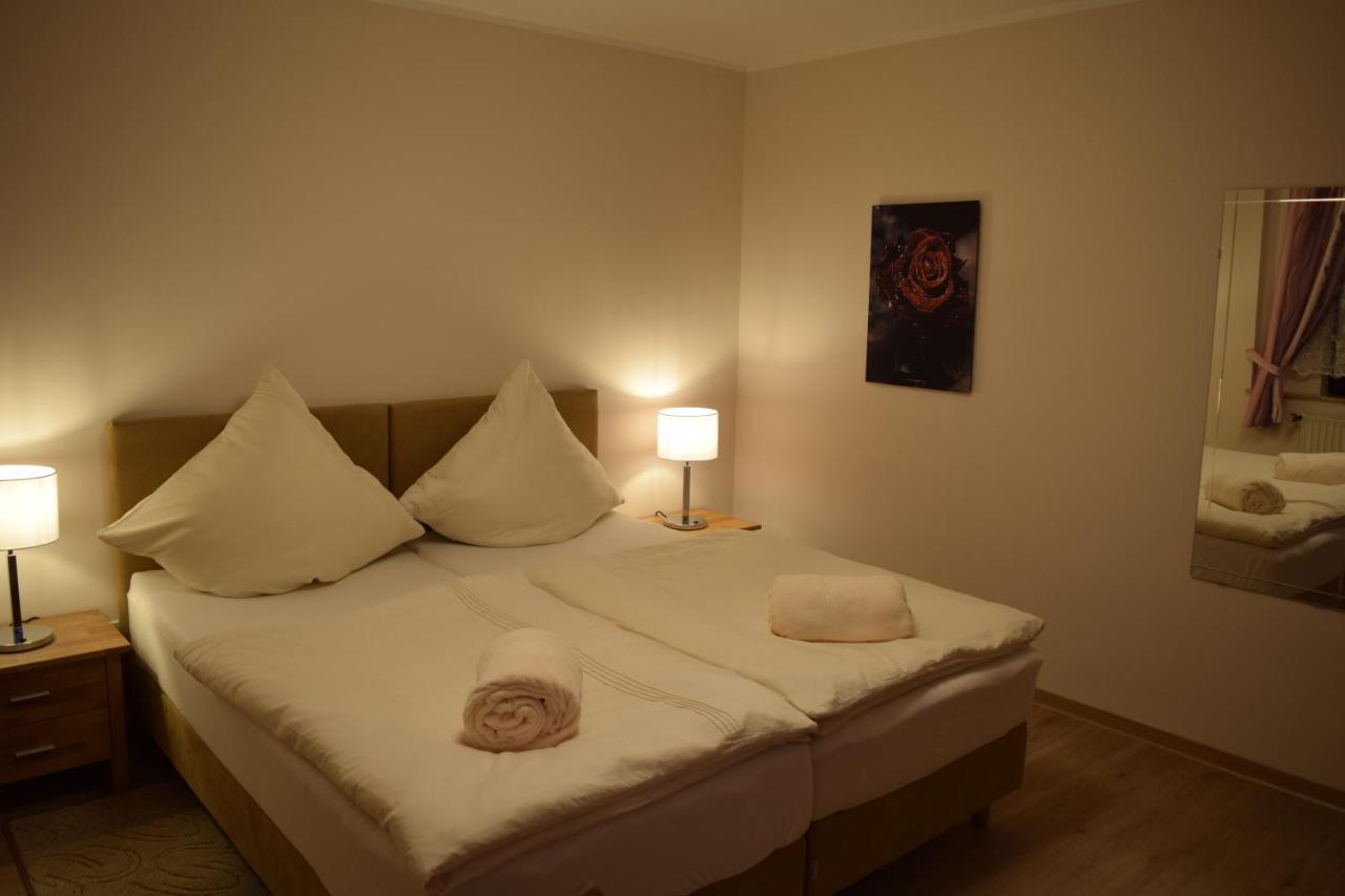 Hotel Buergergesellschaft Betzdorf Bagian luar foto