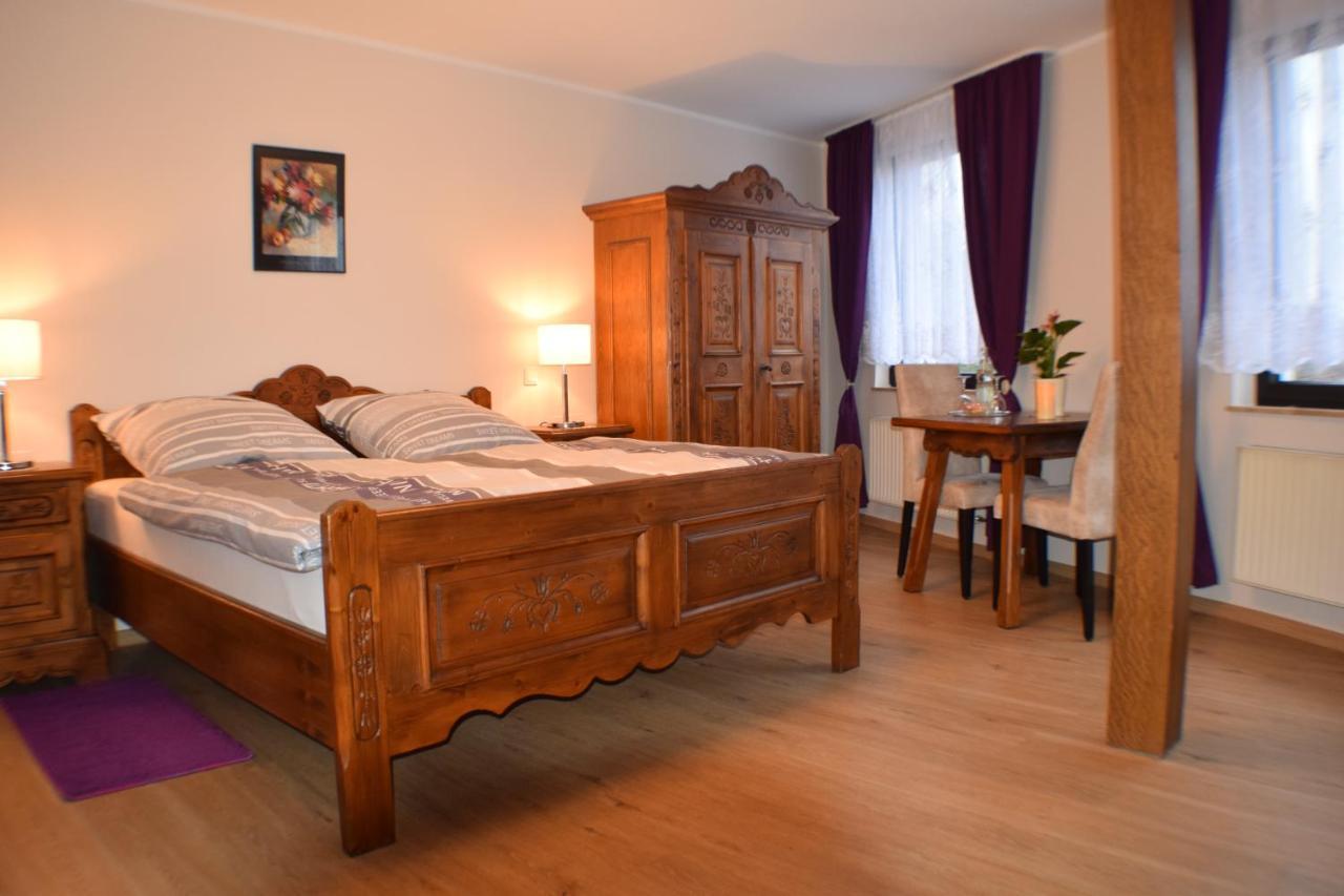 Hotel Buergergesellschaft Betzdorf Bagian luar foto