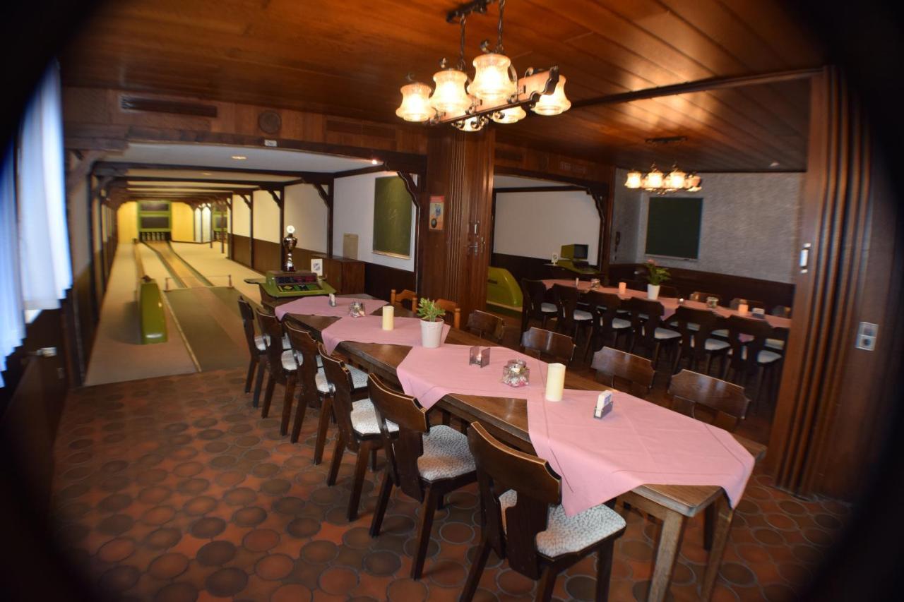 Hotel Buergergesellschaft Betzdorf Bagian luar foto