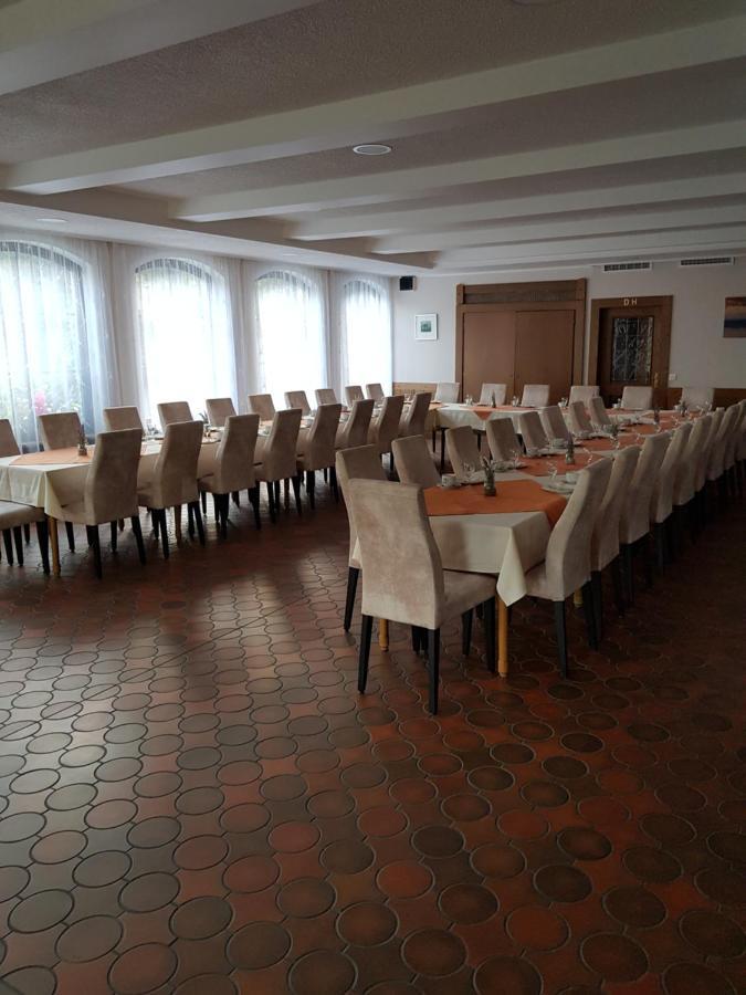 Hotel Buergergesellschaft Betzdorf Bagian luar foto